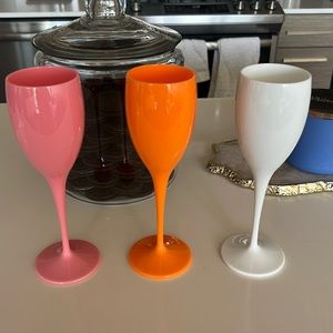 Acrylic champagne cups